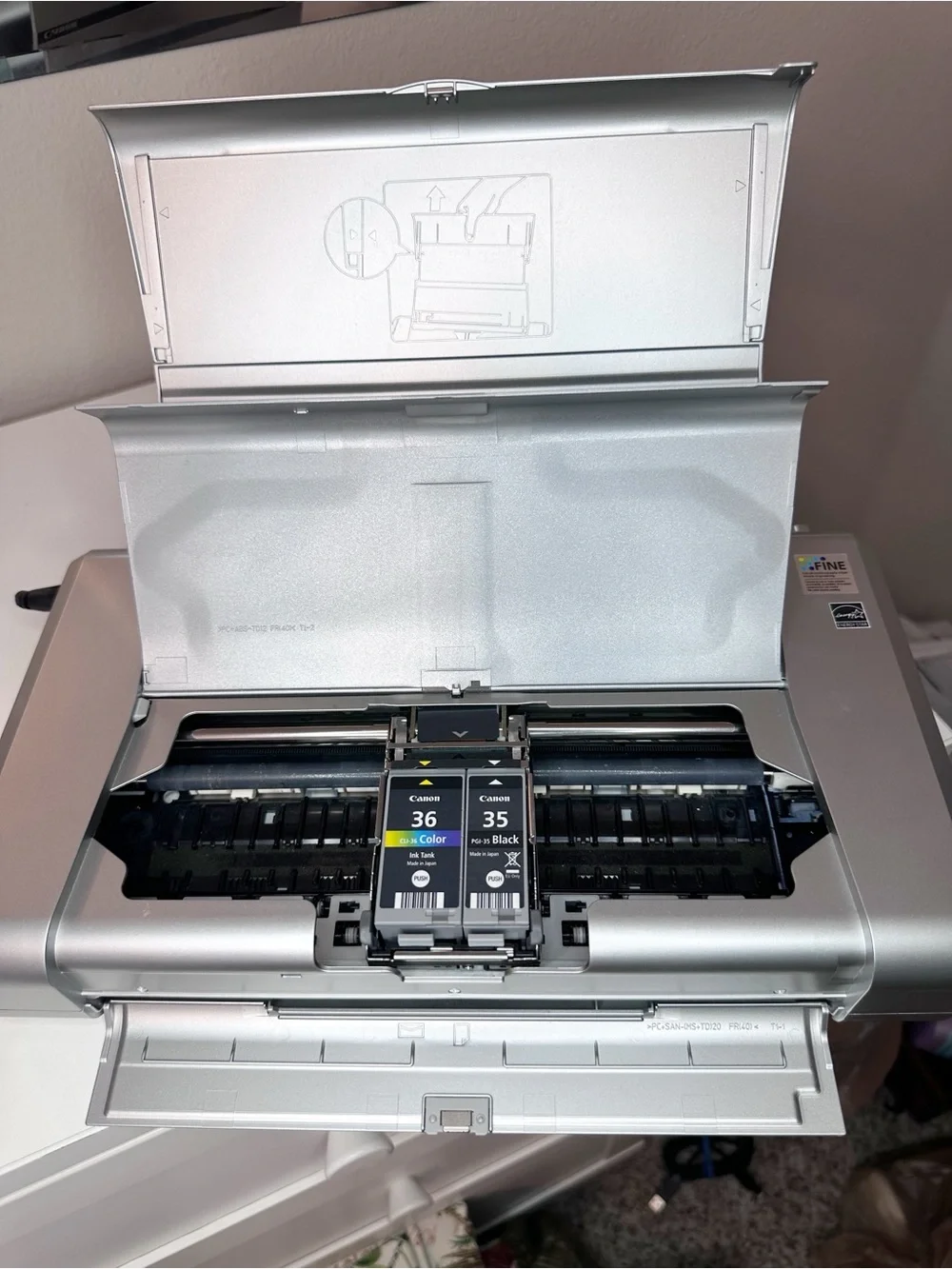 Canon PIXMA iP100 Mobile Inkjet Color and Black Printer with Power Cords
